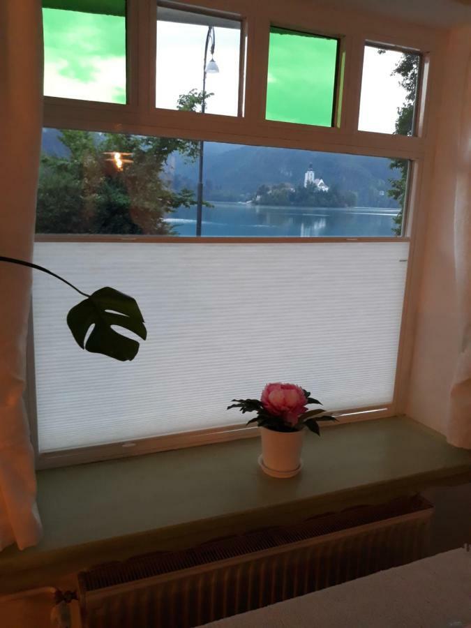 Pletna Lake View Apartment Bled Exterior foto