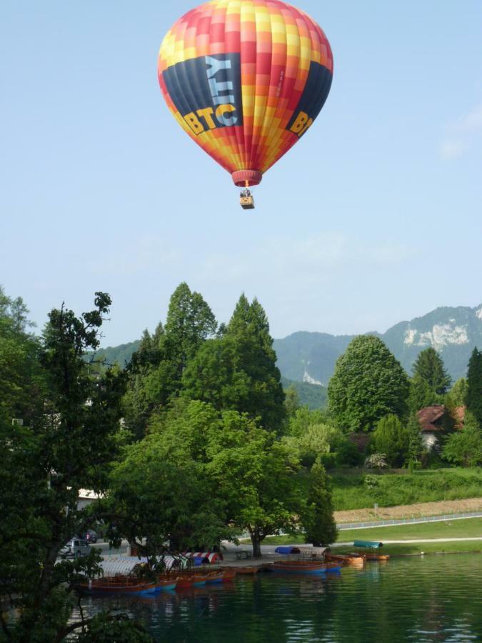 Pletna Lake View Apartment Bled Exterior foto