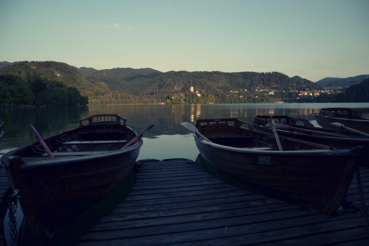 Pletna Lake View Apartment Bled Exterior foto